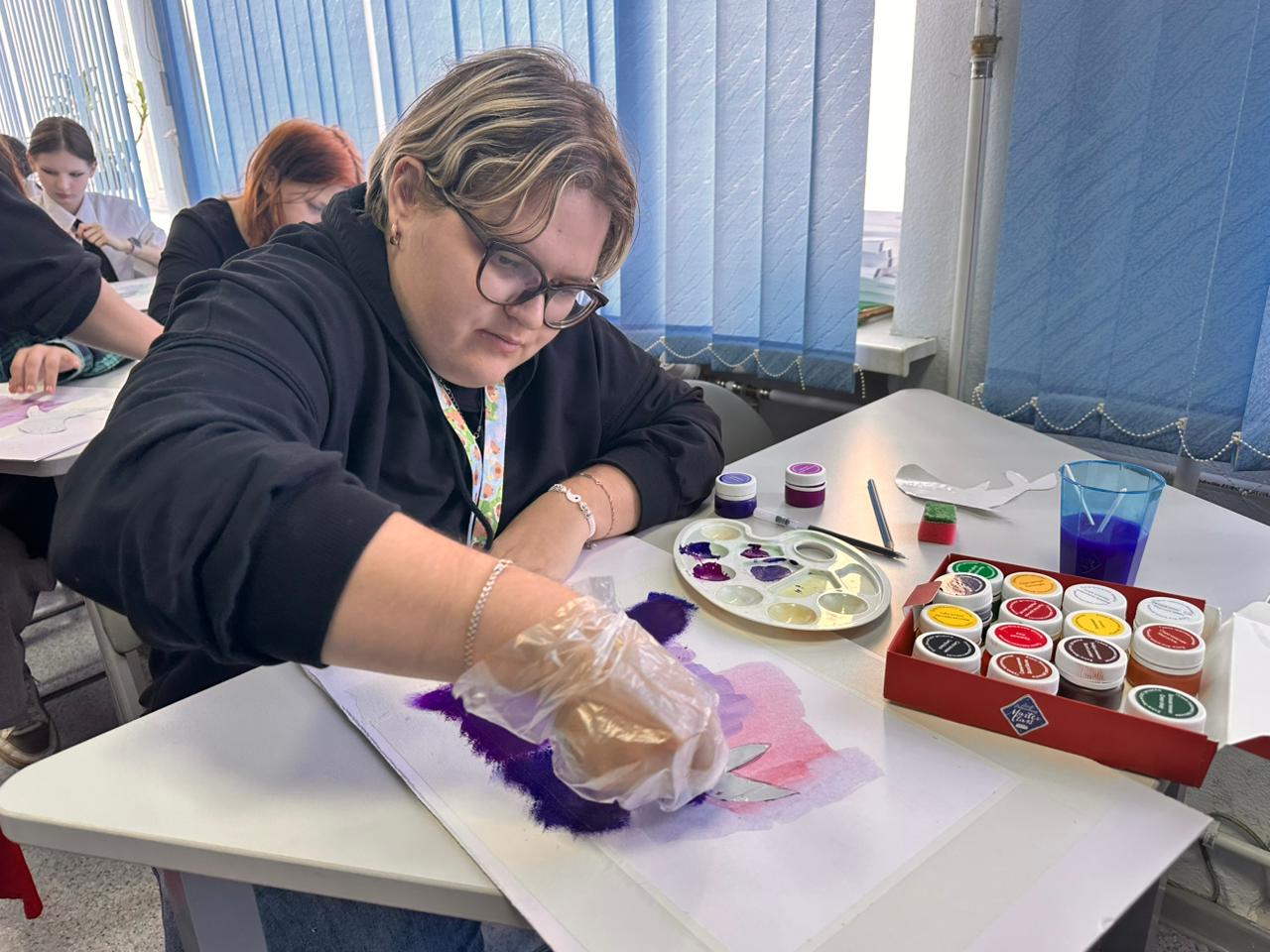 photo 5352610431979617377 y