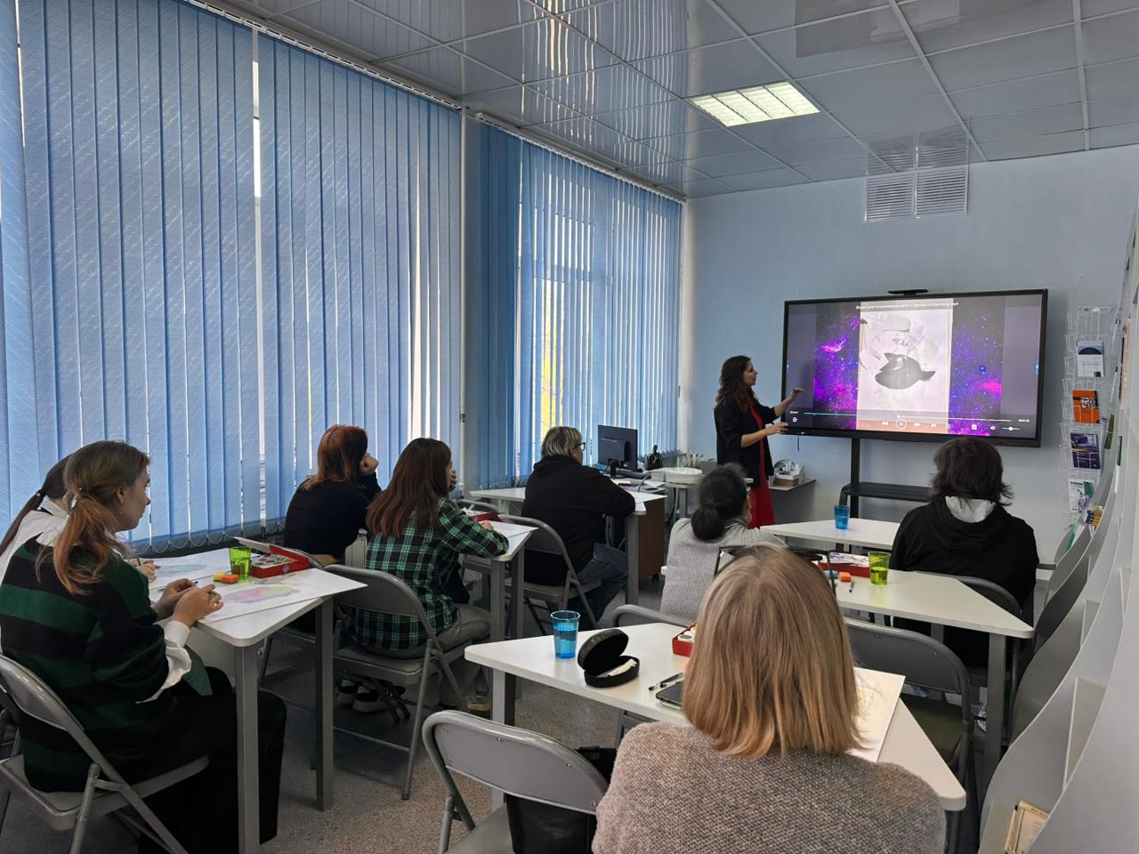 photo 5352610431979617383 y