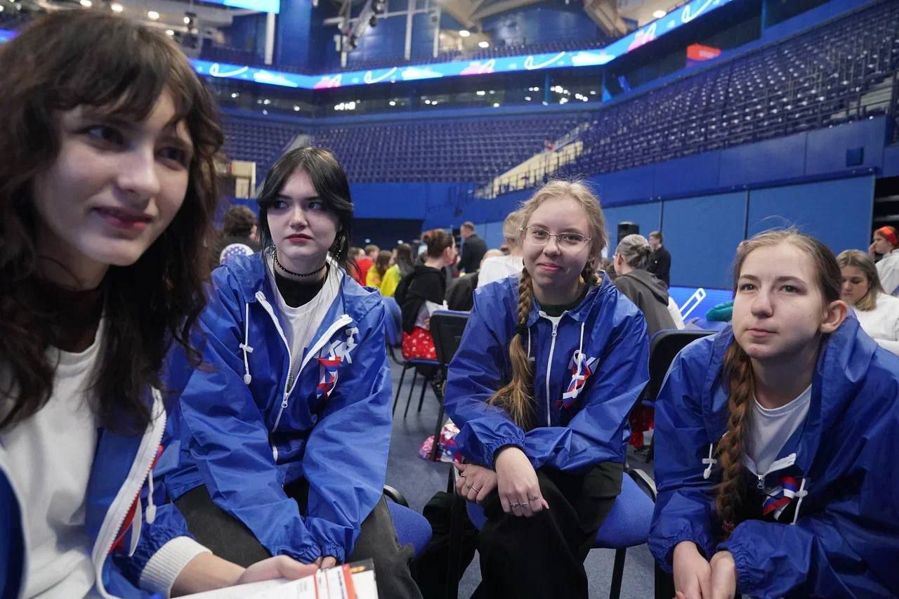 photo 5445279913377206943 y