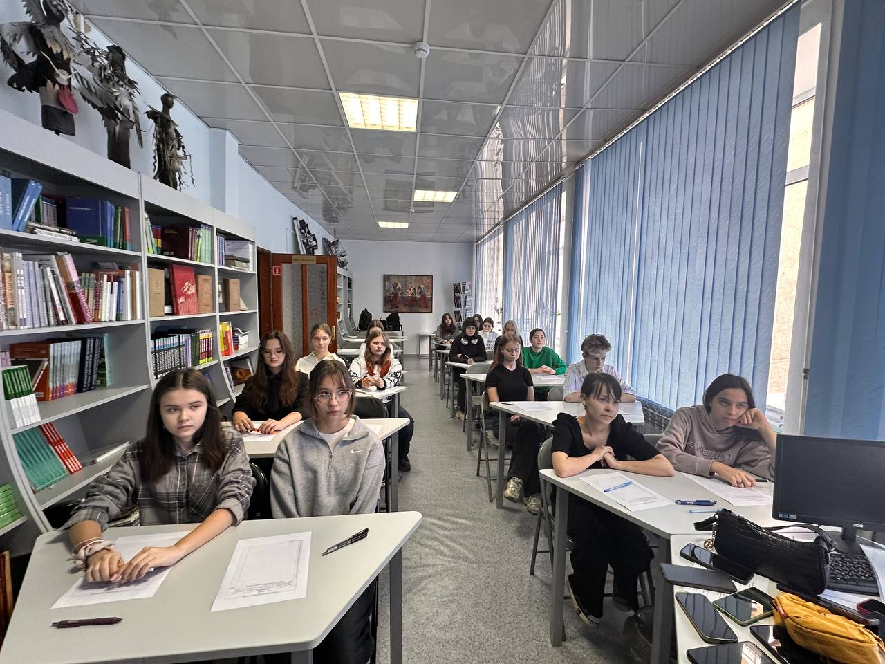 photo 5474287826137904743 y