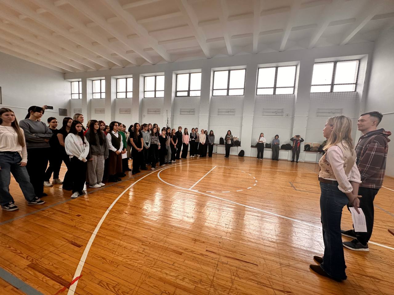 photo 5474287826137904757 y